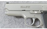 Smith & Wesson ~ Model 4516 ~ .45 acp - 4 of 7