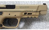 Smith & Wesson ~ M&P40 M2.0 FDE with Thumb Safety~ .40 S&W - 6 of 7