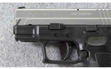 Springfield Armory ~ XD-40 Sub-Compact Bi-Tone ~ .40 S&W - 4 of 7