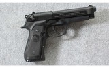 Beretta ~ 92FS ~ 9mm Para. - 1 of 7