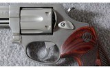 Taurus ~ Model 327 ~ .327 Federal Magnum - 3 of 7