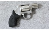 Smith & Wesson ~ Model 60-7 ~ .38 Spl. - 1 of 5