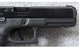 Glock ~ G17 Gen5 with AmeriGlo Night Sights ~ 9mm Parabellum - 7 of 8