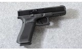Glock ~ G17 Gen5 with AmeriGlo Night Sights ~ 9mm Parabellum - 1 of 8