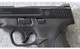 Smith & Wesson ~ M&P 9 Shield ~ 9mm Para. - 3 of 7