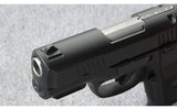 Ruger ~ SR40c Model 03477 ~ .40 S&W - 5 of 7