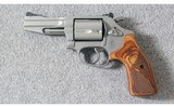 Smith & Wesson ~ Pro Series Model 60-15 ~ .357 Mag. - 2 of 7