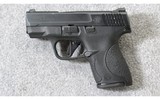 Smith & Wesson ~ M&P 9 Shield ~ 9mm Para. - 2 of 7