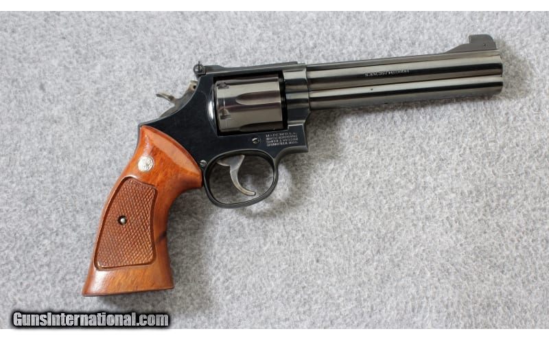 Smith & Wesson ~ 586 ~ .357 Magnum