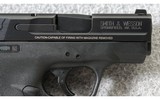 Smith & Wesson ~ M&P 9 Shield with Thumb Safety ~ 9mm Para. - 6 of 7