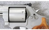 Smith & Wesson ~ Performance Center 686-8 Plus ~ .357 Mag. - 3 of 7