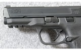 Smith & Wesson ~ M&P 9 ~ 9mm Para. - 4 of 7