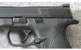 Smith & Wesson ~ M&P 9 ~ 9mm Para. - 3 of 7
