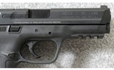 Smith & Wesson ~ M&P 9 ~ 9mm Para. - 6 of 7