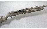 Remington ~ Versa Max Mossy Oak Bottomland ~ 12 Gauge - 1 of 10