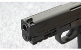 Smith & Wesson ~ M&P9 M2.0 with Thumb Safety ~ 9mm Para. - 5 of 7