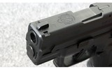 Springfield Armory ~ XD 40 Sub-Compact ~ .40 S&W - 5 of 7