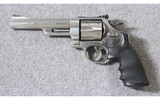 Smith & Wesson ~ Model 627-3 ~ .41 Magnum - 2 of 7