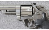 Smith & Wesson ~ Model 627-3 ~ .41 Magnum - 3 of 7