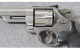 Smith & Wesson ~ Model 627-3 ~ .41 Magnum - 3 of 7