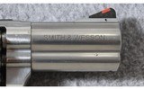 Smith & Wesson ~ 686-6 Plus Deluxe ~ .357 Magnum - 6 of 7