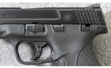 Smith & Wesson ~ M&P 9 Shield with Thumb Safety ~ 9mm Para. - 3 of 7