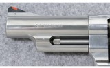 Smith & Wesson ~ Model 629-6 ~ .44 Magnum - 4 of 7