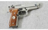 Beretta ~ 92FS INOX HP Walnut ~ 9mm Para.