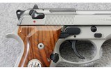 Beretta ~ 92FS INOX HP Walnut ~ 9mm Para. - 7 of 7
