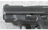 Smith & Wesson ~ M&P 9 Shield M2.0 with Thumb Safety ~ 9mm Para. - 4 of 7