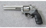Smith & Wesson ~ 686-6 ~ .357 Magnum - 2 of 7