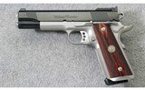 Wilson Combat ~ Classic Supergrade ~ .45 ACP - 2 of 7