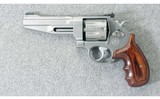 Smith & Wesson ~ Performance Center 627-5 ~ .357 Magnum - 2 of 7