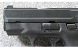 Smith & Wesson ~ M&P 9 Shield with Thumb Safety ~ 9mm Para. - 4 of 7