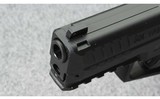 Heckler & Koch ~ VP9 ~ 9mm Para. - 5 of 7