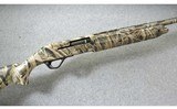 Winchester ~ SX4 Waterfowl Hunter ~ 20 Gauge - 1 of 10