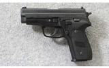 Sig Sauer ~ P229 ~ .40 S&W - 2 of 7
