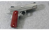 Dan Wesson ~ Commander Classic ~ .45 ACP - 1 of 7