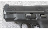 Smith & Wesson ~ M&P 9 Shield M2.0 ~ 9mm Para. - 4 of 7