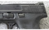 Smith & Wesson ~ M&P 9 Shield M2.0 ~ 9mm Para. - 3 of 7