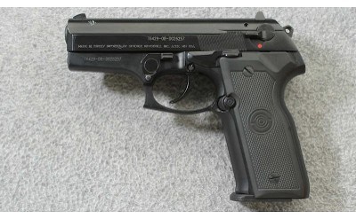 Stoeger ~ Cougar 8040 F ~ .40 S&W