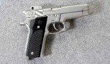 Smith & Wesson ~ Model 659 ~ 9mm Para.