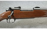 Weatherby ~ Mark V Deluxe ~ .300 Wby. Mag. - 3 of 10