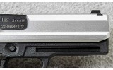 Heckler & Koch ~ USP ~ .40 S&W - 6 of 7