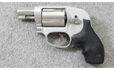 Smith & Wesson ~ Model 638-3 Airweight ~ .38 Spl.+P - 2 of 3