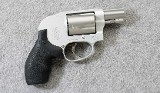 Smith & Wesson ~ Model 638-3 Airweight ~ .38 Spl.+P - 1 of 3