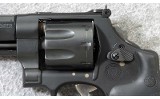 Smith & Wesson ~ Performance Center 327 TRR8 ~ .357 Magnum - 3 of 7