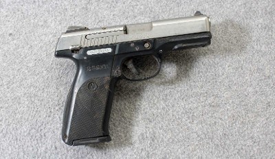 Ruger ~ SR40 Model 03470 ~ .40 S&W