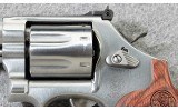Smith & Wesson ~ 686-6 Plus Deluxe ~ .357 Magnum - 3 of 7