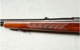 Winchester ~ Model 70 ~ .300 WIN MAG - 7 of 12